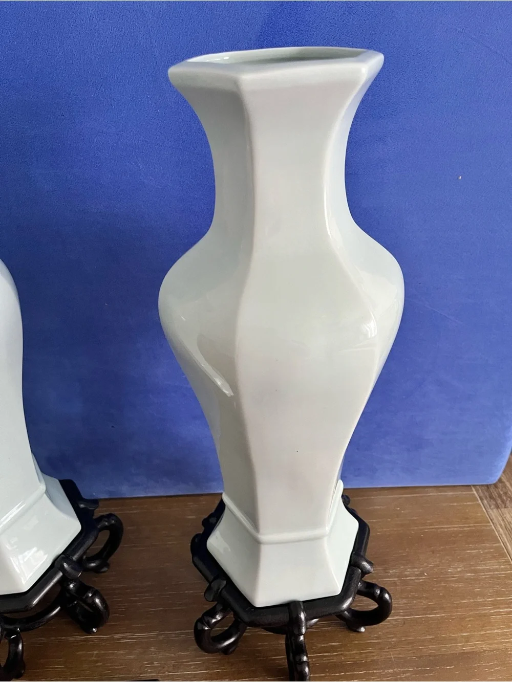 Pair(2) Maitland-Smith Vases Urns Jar Canister Porcelain White Wood Lid & Base